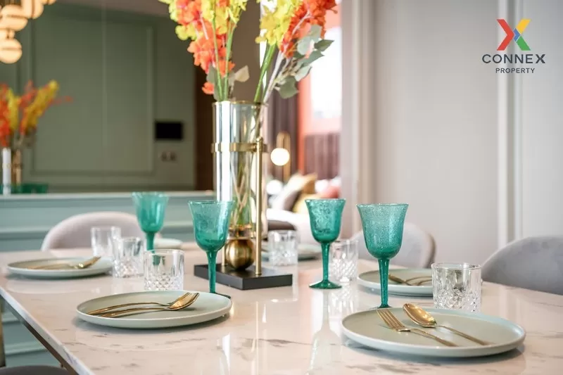 FOR RENT condo , Khun By Yoo , Duplex , high floor , BTS-Thong Lo